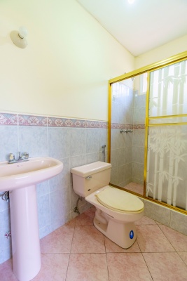 Casa en alquiler urbanización Portal al Sol, vía a la Costa GeoBienes - Casa en alquiler urbanización Portal al Sol, vía a la Costa - Plusvalia Guayaquil Casas de venta y alquiler Inmobiliaria Ecuador