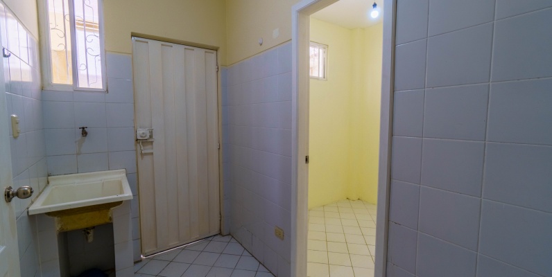 Casa en alquiler urbanización Portal al Sol, vía a la Costa GeoBienes - Casa en alquiler urbanización Portal al Sol, vía a la Costa - Plusvalia Guayaquil Casas de venta y alquiler Inmobiliaria Ecuador