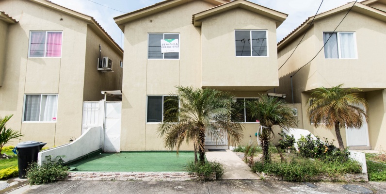 Casa en alquiler Urbanización Villa Bonita GeoBienes - Casa en alquiler Urbanización Villa Bonita - Plusvalia Guayaquil Casas de venta y alquiler Inmobiliaria Ecuador