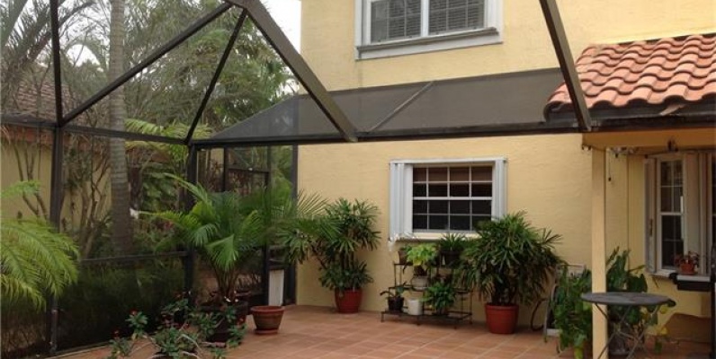 Casa en DORAL DUNES, MIAMI GeoBienes - Casa en DORAL DUNES, MIAMI - Plusvalia Guayaquil Casas de venta y alquiler Inmobiliaria Ecuador