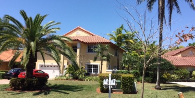 Casa en DORAL DUNES, MIAMI GeoBienes - Casa en DORAL DUNES, MIAMI - Plusvalia Guayaquil Casas de venta y alquiler Inmobiliaria Ecuador