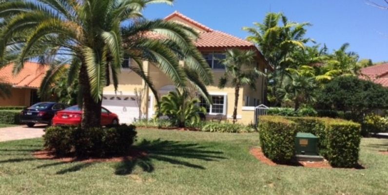 Casa en DORAL DUNES, MIAMI GeoBienes - Casa en DORAL DUNES, MIAMI - Plusvalia Guayaquil Casas de venta y alquiler Inmobiliaria Ecuador