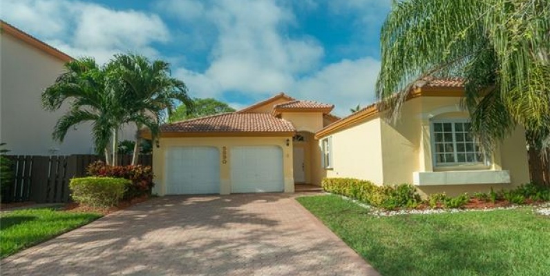 Casa en Miami- Florida GeoBienes - Casa en Miami- Florida de venta - Plusvalia Guayaquil Casas de venta y alquiler Inmobiliaria Ecuador