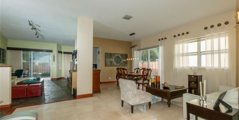 GeoBienes - Casa en Miami- Florida de venta - Plusvalia Guayaquil Casas de venta y alquiler Inmobiliaria Ecuador