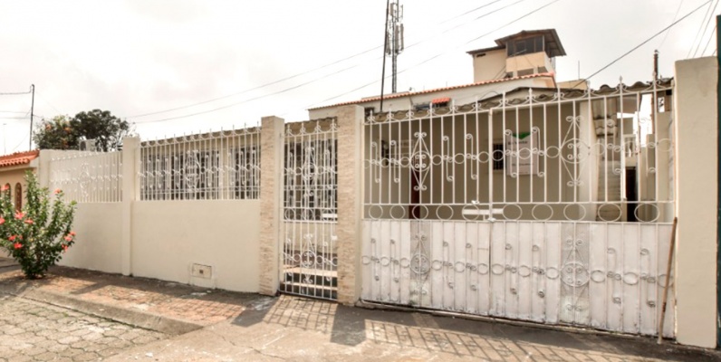 Casa en venta, Alborada 10ma Etapa GeoBienes - Casa en venta, Alborada 10ma Etapa - Plusvalia Guayaquil Casas de venta y alquiler Inmobiliaria Ecuador