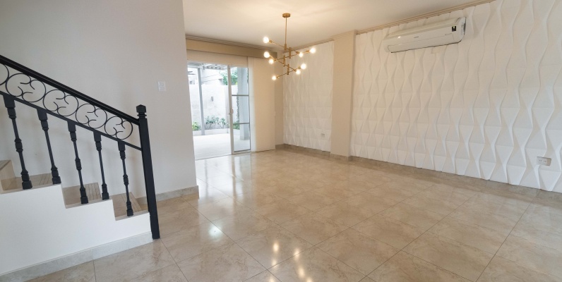 GeoBienes - Casa en venta, Casa Laguna, etapa Paradisa, AURORA, Av. Febres Cordero - Plusvalia Guayaquil Casas de venta y alquiler Inmobiliaria Ecuador
