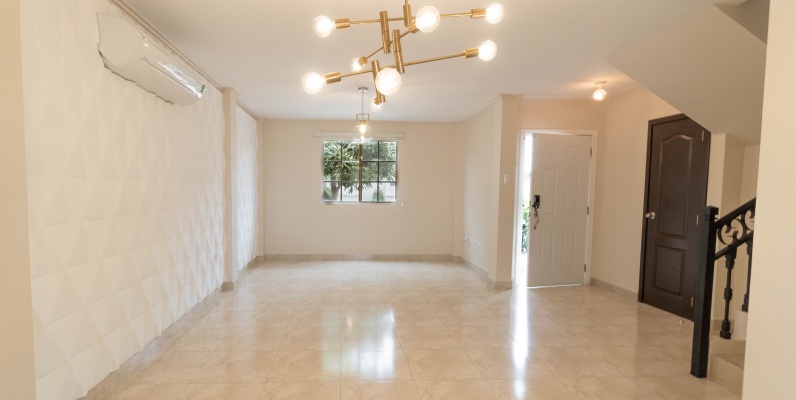 GeoBienes - Casa en venta, Casa Laguna, etapa Paradisa, AURORA, Av. Febres Cordero - Plusvalia Guayaquil Casas de venta y alquiler Inmobiliaria Ecuador