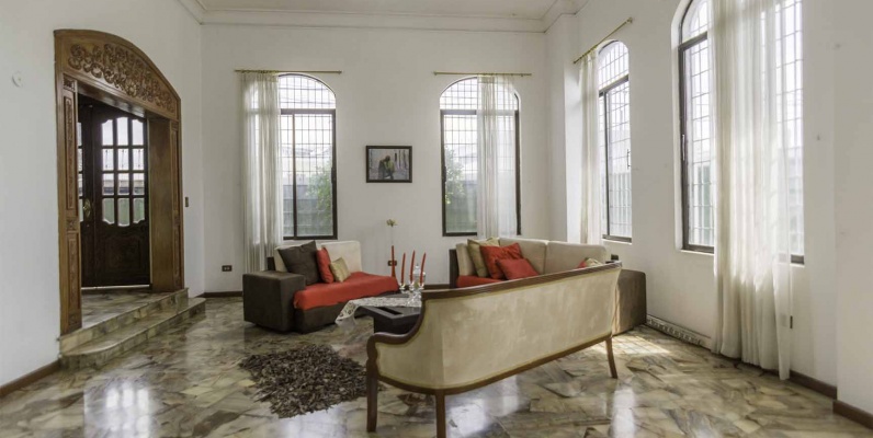 Casa en venta Cdla. Los Almendros, Sur de Guayaquil GeoBienes - Casa en venta Cdla. Los Almendros, Sur de Guayaquil - Plusvalia Guayaquil Casas de venta y alquiler Inmobiliaria Ecuador