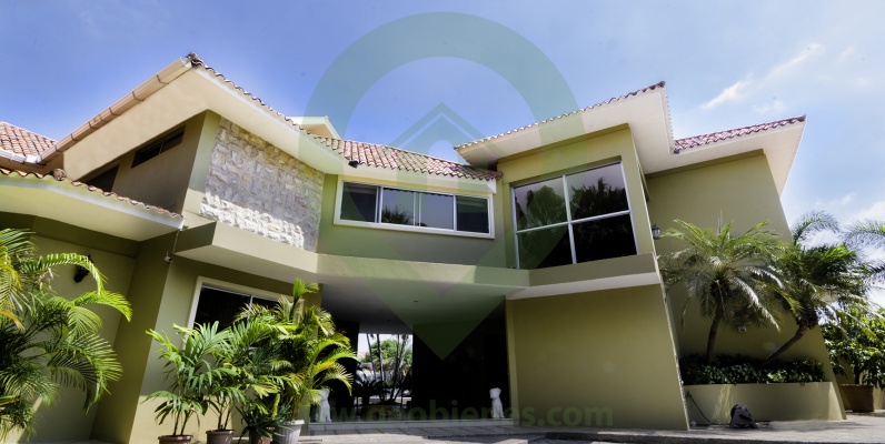 GeoBienes - Casa en venta en Aquamarina vía a Samborondón - Plusvalia Guayaquil Casas de venta y alquiler Inmobiliaria Ecuador