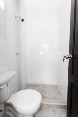 Casa en venta en Casa Laguna, Samborondón GeoBienes - Casa en venta en Casa Laguna, Samborondón - Plusvalia Guayaquil Casas de venta y alquiler Inmobiliaria Ecuador