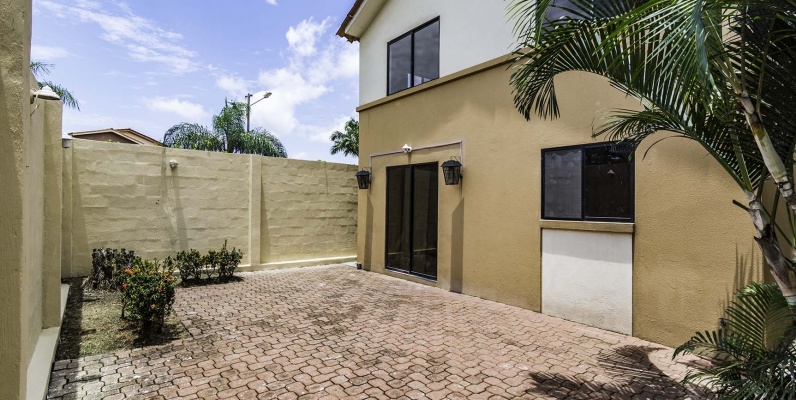 Casa en venta en Ciudad Celeste, Vía Samborondón GeoBienes - Casa en venta en Ciudad Celeste, Vía Samborondón - Plusvalia Guayaquil Casas de venta y alquiler Inmobiliaria Ecuador