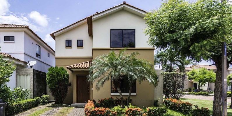 Casa en venta en Ciudad Celeste, Vía Samborondón GeoBienes - Casa en venta en Ciudad Celeste, Vía Samborondón - Plusvalia Guayaquil Casas de venta y alquiler Inmobiliaria Ecuador