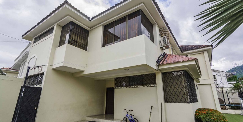 GeoBienes - Casa en Venta en Colinas de Los Ceibos, Guayaquil - Plusvalia Guayaquil Casas de venta y alquiler Inmobiliaria Ecuador