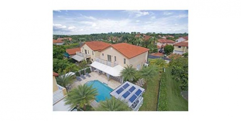 Doral Park-MIAMI GeoBienes - Casa en venta en Doral Park - Miami Florida - Plusvalia Guayaquil Casas de venta y alquiler Inmobiliaria Ecuador