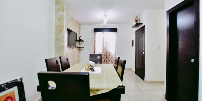 Casa en venta en la Urbanización Arboletta, Vía Samborondón GeoBienes - Casa en venta en la Urbanización Arboletta, Vía Samborondón - Plusvalia Guayaquil Casas de venta y alquiler Inmobiliaria Ecuador