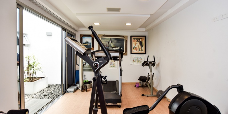 Casa en venta en la Urbanización Castelago, Vía Samborondón GeoBienes - Casa en venta en la Urbanización Castelago, Vía Samborondón - Plusvalia Guayaquil Casas de venta y alquiler Inmobiliaria Ecuador