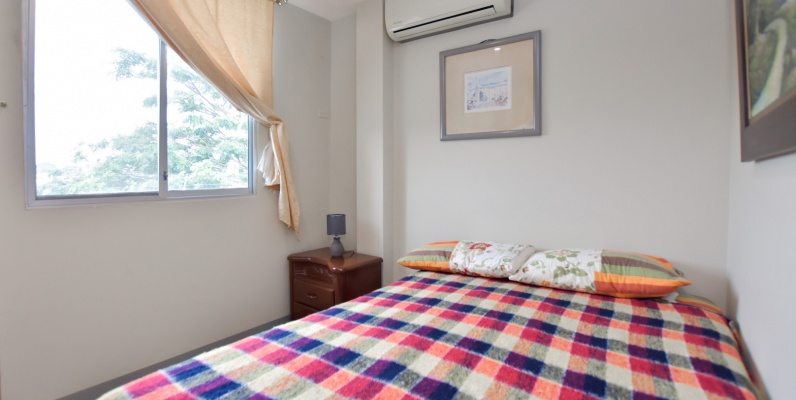 Casa en venta en la Urbanización Castilla, Vía Samorondón GeoBienes - Casa en venta en la Urbanización Castilla, Vía Samorondón - Plusvalia Guayaquil Casas de venta y alquiler Inmobiliaria Ecuador
