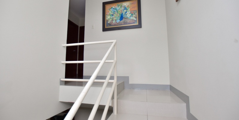 Casa en venta en la Urbanización Castilla, Vía Samorondón GeoBienes - Casa en venta en la Urbanización Castilla, Vía Samorondón - Plusvalia Guayaquil Casas de venta y alquiler Inmobiliaria Ecuador