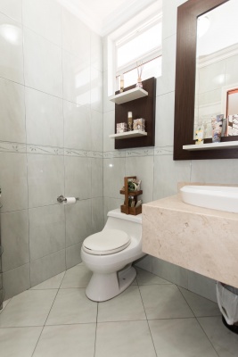 Casa en venta en la Urbanización Estancia del Rio, Vía Samborondón GeoBienes - Casa en venta en la Urbanización Estancia del Rio, Vía Samborondón - Plusvalia Guayaquil Casas de venta y alquiler Inmobiliaria Ecuador