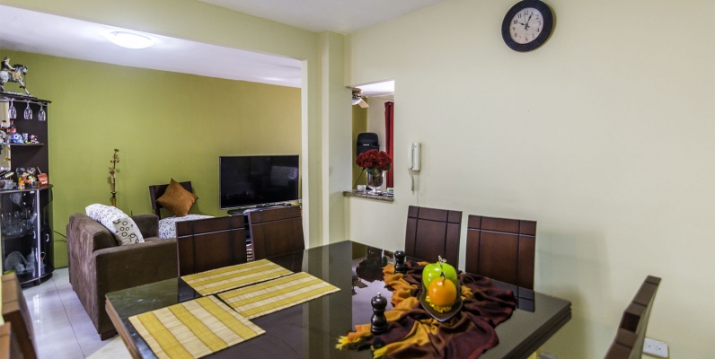 Casa en venta en la Urbanización Malaga 1, Vía Salitre GeoBienes - Casa en venta en la Urbanización Malaga 1, Vía Salitre - Plusvalia Guayaquil Casas de venta y alquiler Inmobiliaria Ecuador