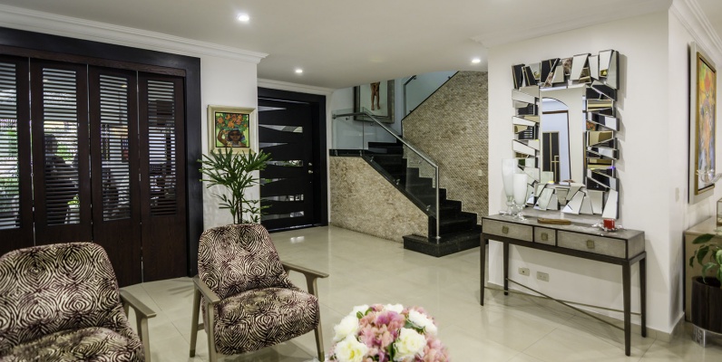 Casa en venta en la Urbanización Terrasol, Vía a Samborondón GeoBienes - Casa en venta en la Urbanización Terrasol, Vía a Samborondón - Plusvalia Guayaquil Casas de venta y alquiler Inmobiliaria Ecuador