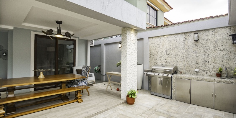 Casa en venta en la Urbanización Terrasol, Vía a Samborondón GeoBienes - Casa en venta en la Urbanización Terrasol, Vía a Samborondón - Plusvalia Guayaquil Casas de venta y alquiler Inmobiliaria Ecuador