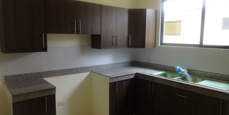 Vendo casa en Villa club etapa AURA, modelo exclusivo GeoBienes - Casa en venta en la Villa Club etapa AURA via Samborondón - Plusvalia Guayaquil Casas de venta y alquiler Inmobiliaria Ecuador