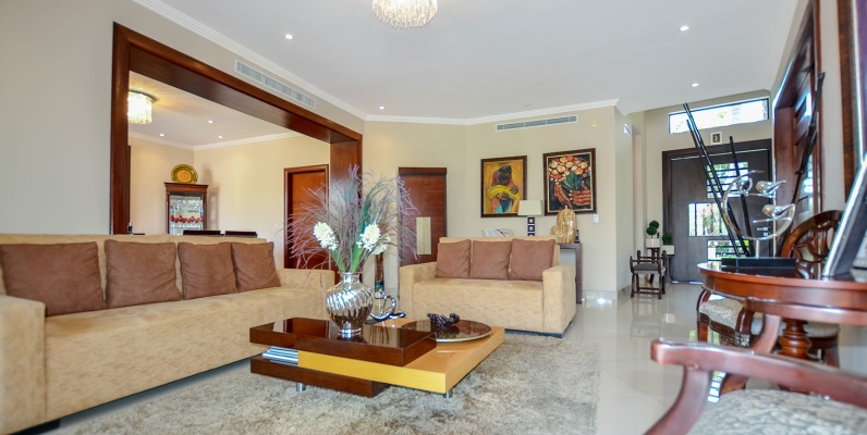 Casa en venta en Lago Sol sector vía a Samborondón GeoBienes - Casa en venta en Lago Sol sector vía a Samborondón - Plusvalia Guayaquil Casas de venta y alquiler Inmobiliaria Ecuador