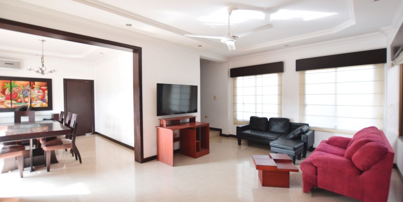 Casa en venta en Laguna del Sol, Vía Samborondón GeoBienes - Casa en venta en Laguna del Sol, Vía Samborondón - Plusvalia Guayaquil Casas de venta y alquiler Inmobiliaria Ecuador