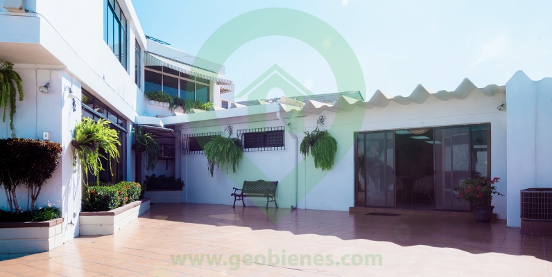 GeoBienes - Casa en venta en Lomas de Urdesa norte de Guayaquil - Plusvalia Guayaquil Casas de venta y alquiler Inmobiliaria Ecuador