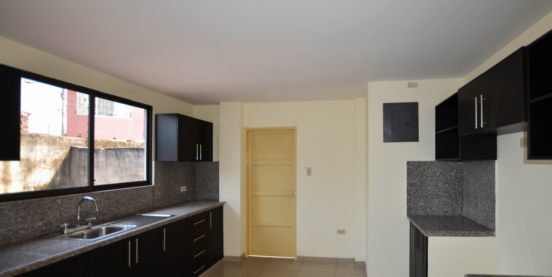 Casa en venta en Mallorca Village sector vía a Samborondón GeoBienes - Casa en venta en Mallorca Village sector vía a Samborondón - Plusvalia Guayaquil Casas de venta y alquiler Inmobiliaria Ecuador