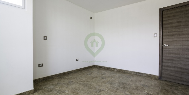 Casa en Venta en Mocolí Gardens en Vía a Samborondón GeoBienes - Casa en venta Villa 5 en Mocolí Gardens en Vía a Samborondón - Plusvalia Guayaquil Casas de venta y alquiler Inmobiliaria Ecuador