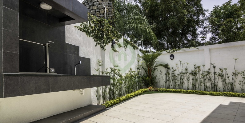 Casa en Venta en Mocolí Gardens en Vía a Samborondón GeoBienes - Casa en venta Villa 5 en Mocolí Gardens en Vía a Samborondón - Plusvalia Guayaquil Casas de venta y alquiler Inmobiliaria Ecuador