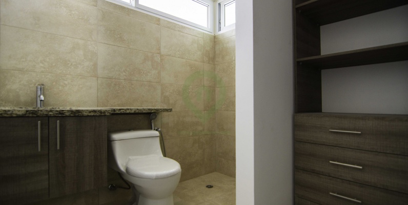 Casa en Venta en Mocolí Gardens en Vía a Samborondón GeoBienes - Casa en venta Villa 3 en Mocolí Gardens en Vía a Samborondón - Plusvalia Guayaquil Casas de venta y alquiler Inmobiliaria Ecuador