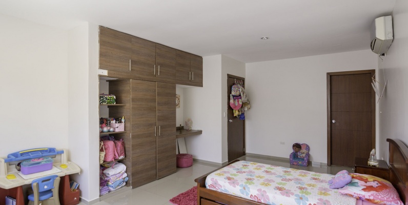 Casa en venta en Puerto Azul, Vía a la Costa GeoBienes - Casa en venta en Puerto Azul, Vía a la Costa - Plusvalia Guayaquil Casas de venta y alquiler Inmobiliaria Ecuador
