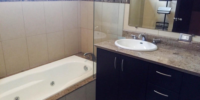 Casa en Venta en Samborondon -Urbanización Terrasol GeoBienes - Casa en Venta en Samborondon -Urbanización Terrasol - Plusvalia Guayaquil Casas de venta y alquiler Inmobiliaria Ecuador