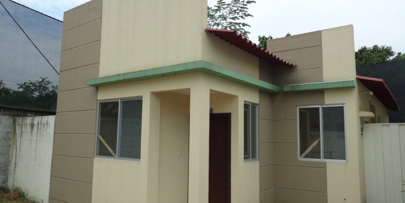 Casa en Venta en SamboCity de oportunidad. GeoBienes - Casa en Venta en Samborondón, Urb. SamboCity de oportunidad. - Plusvalia Guayaquil Casas de venta y alquiler Inmobiliaria Ecuador