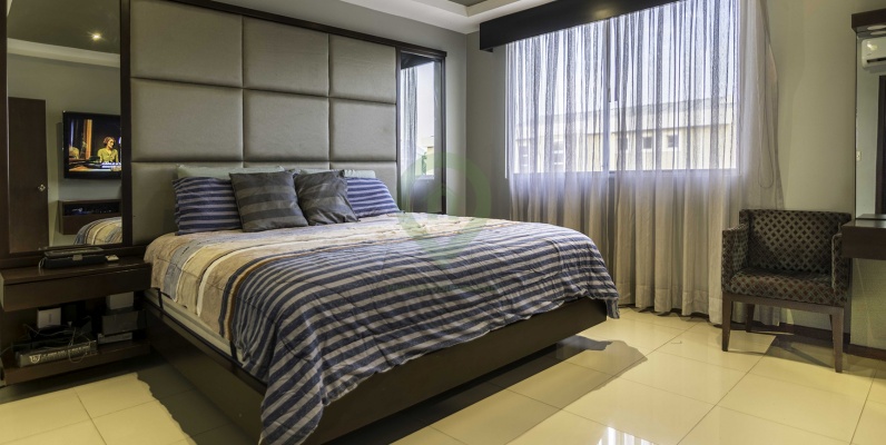 Casa en Venta en San Sebastián Vía Puntilla - Aurora GeoBienes - Casa en Venta en San Sebastián Vía Samborondón Puntilla - Aurora - Plusvalia Guayaquil Casas de venta y alquiler Inmobiliaria Ecuador