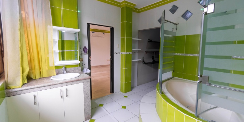 Casa en venta en Ubranización Goleta Alcance, Guayaquil GeoBienes - Casa en venta en Ubranización Goleta Alcance, Guayaquil - Plusvalia Guayaquil Casas de venta y alquiler Inmobiliaria Ecuador