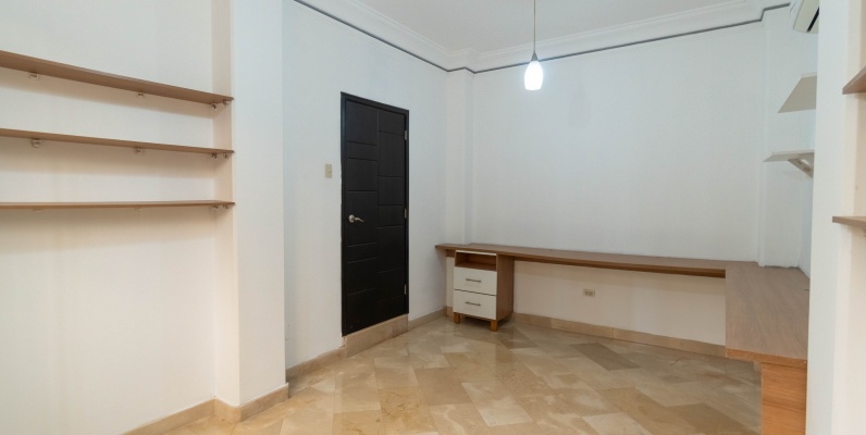 Casa en venta en Ubranización Goleta Alcance, Guayaquil GeoBienes - Casa en venta en Ubranización Goleta Alcance, Guayaquil - Plusvalia Guayaquil Casas de venta y alquiler Inmobiliaria Ecuador