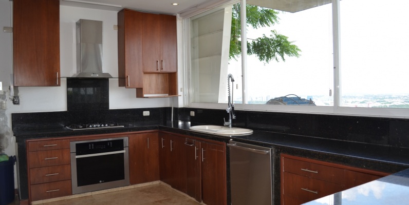 Casa en venta en urbanización Bellavista sector centro sur GeoBienes - Casa en venta en urbanización Bellavista sector centro sur - Plusvalia Guayaquil Casas de venta y alquiler Inmobiliaria Ecuador