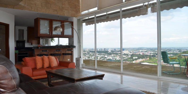 Casa en venta en urbanización Bellavista sector centro sur GeoBienes - Casa en venta en urbanización Bellavista sector centro sur - Plusvalia Guayaquil Casas de venta y alquiler Inmobiliaria Ecuador