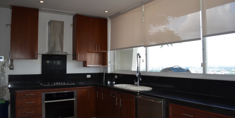 Casa en venta en urbanización Bellavista sector centro sur GeoBienes - Casa en venta en urbanización Bellavista sector centro sur - Plusvalia Guayaquil Casas de venta y alquiler Inmobiliaria Ecuador
