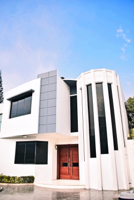 Casa en venta en urbanización Bouganville GeoBienes - Casa en venta en urbanización Bouganville - Plusvalia Guayaquil Casas de venta y alquiler Inmobiliaria Ecuador
