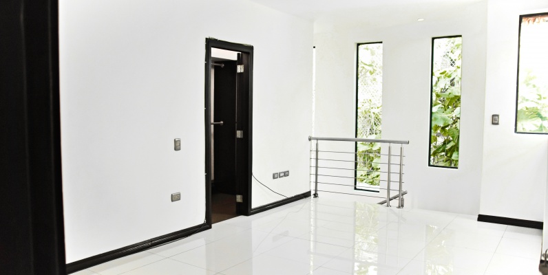 Casa en venta en urbanización Bouganville GeoBienes - Casa en venta en Vía Samborondón km 2.5 - Urb. Bouganville - Plusvalia Guayaquil Casas de venta y alquiler Inmobiliaria Ecuador