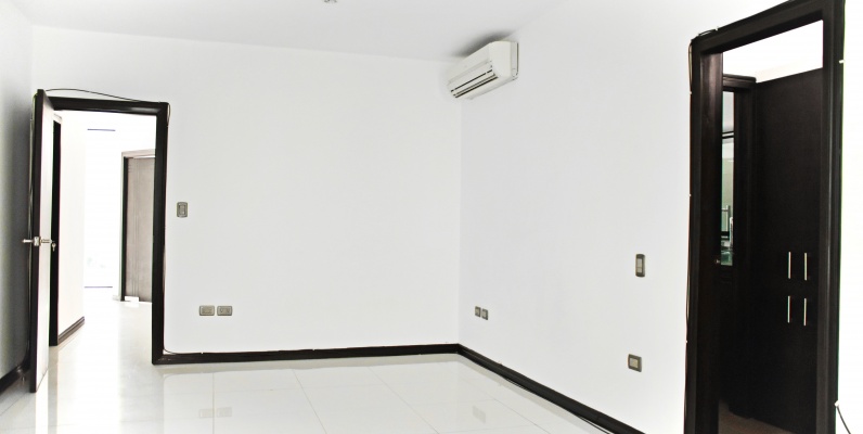 Casa en venta en urbanización Bouganville GeoBienes - Casa en venta en Vía Samborondón km 2.5 - Urb. Bouganville - Plusvalia Guayaquil Casas de venta y alquiler Inmobiliaria Ecuador