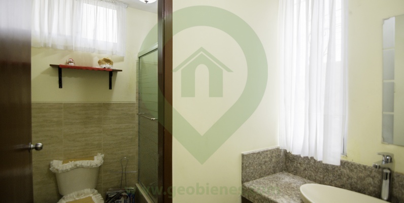 Casa en venta en Urbanización Castilla vía a Samborondón GeoBienes - Casa en venta en Urbanización Castilla vía a Samborondón - Plusvalia Guayaquil Casas de venta y alquiler Inmobiliaria Ecuador