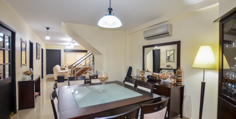 Casa en venta en Urbanización Ciudad Celeste sector Vía a Samborondón GeoBienes - Casa en venta en Urbanización Ciudad Celeste sector Vía a Samborondón - Plusvalia Guayaquil Casas de venta y alquiler Inmobiliaria Ecuador
