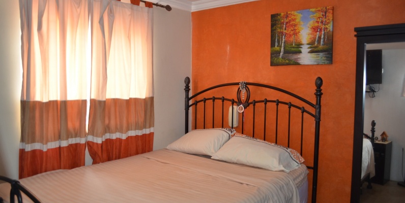 Casa en venta en urbanizacion Colinas del Sol sector via daule GeoBienes - Casa en venta en urbanización Colinas del Sol sector vía Daule - Plusvalia Guayaquil Casas de venta y alquiler Inmobiliaria Ecuador