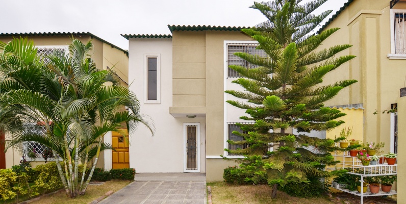 Casa en venta en urbanización La Joya sector Vía a Daule GeoBienes - Casa en venta en urbanización La Joya sector Vía a Daule - Plusvalia Guayaquil Casas de venta y alquiler Inmobiliaria Ecuador